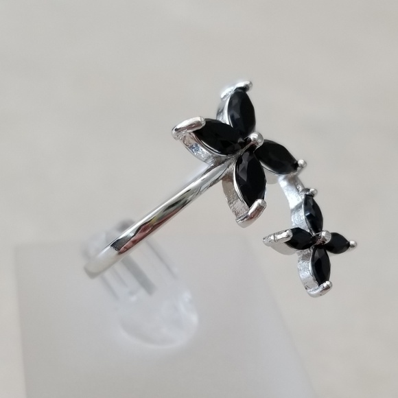 Sterling Silver Black Spinel Flower Ring - Picture 6 of 8